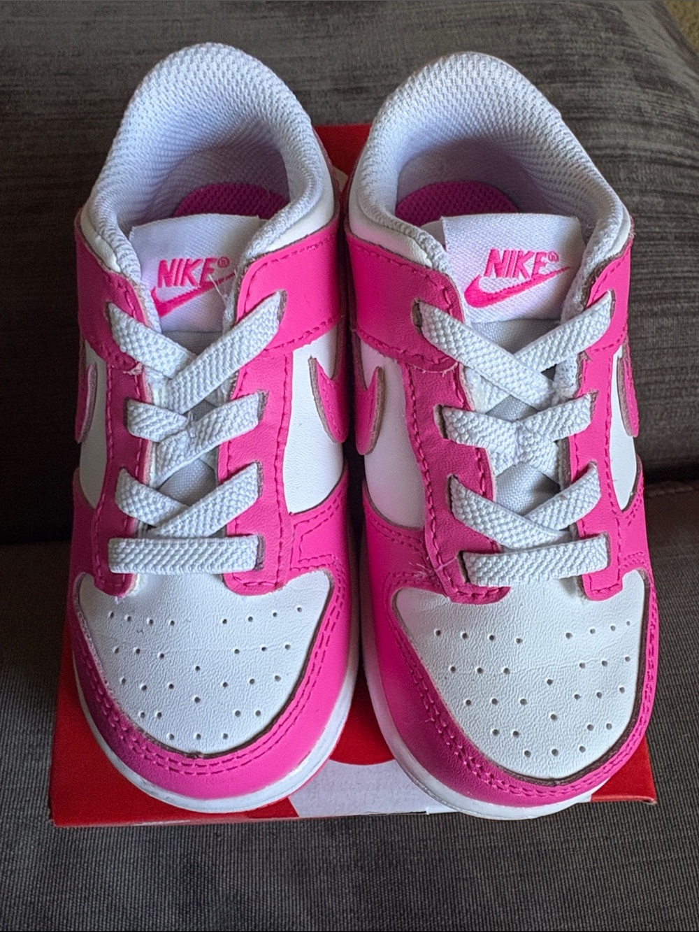 Nike Kids White and Hot Pink Low-Top Sneakers